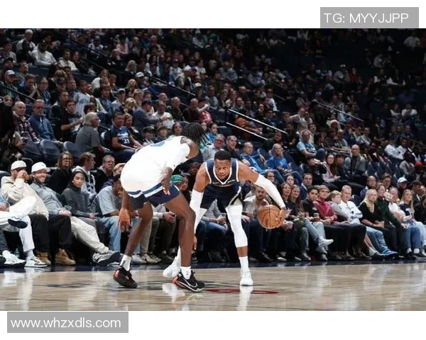 丹佛掘金与明尼苏达森林狼的激烈对决展现篮球魅力与团队精神 丹佛掘金与明尼苏达森林狼的激烈对决展现篮球魅力与团队精神